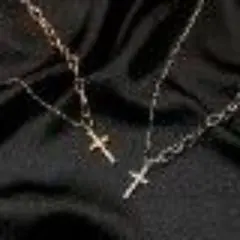 b☆安心のメルカリ便☆シルバー☆クロス 十字架☆レディース☆ネックレス☆