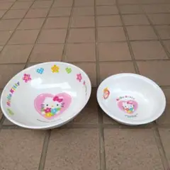 Hello Kitty ハート型食器 2個セット