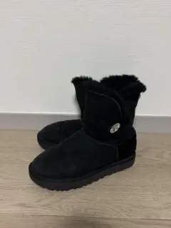 Item thumbnail for item a80cd85f-9cae-40ec-bbc6-11dbbdedb48b