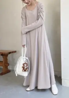 【極美品】ジュメロ　編み込み　リブワンピース　長袖　ベージュ　S