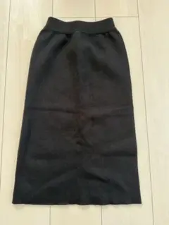 値下げ♡キッズ　黒ニットスカート スリット入り　120センチ