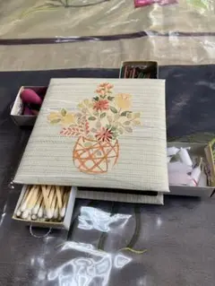 花瓶のイラスト付き収納ボックスマッチ箱日本製