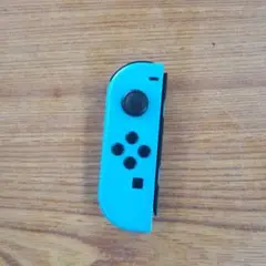 ニンテンドースイッチ　コントローラー