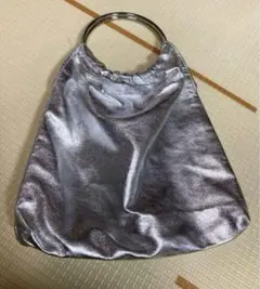 【値下げしました】コントロールフリーク　ハンドバッグ　シルバー　メタリック