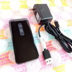 ② KYF34 GRATINA 4G black 充電器セット 安心のメルカリ便