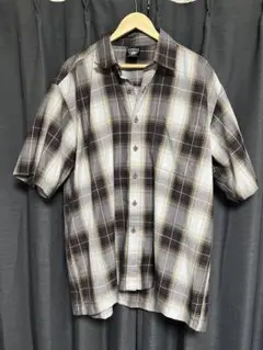 Item thumbnail for item bbacbe77-fe63-442f-95ef-8d70e6ddc05e