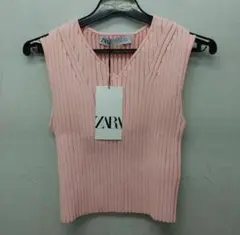 ZARA ノースリーブピンクニット