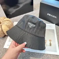 PRADA ブラック バケットハット