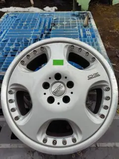希少!貴重!OZ RACING オペラ18インチ18×8J +40 5H 114 希少!貴重!OZ RACING オペラ18インチ18×8J +40 5H 114 - メルカリ