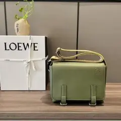 LOEWE グリーン ショルダーバッグ