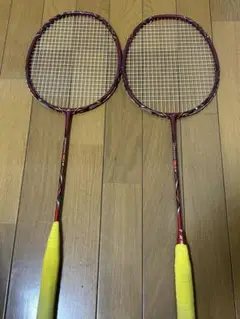 ボルトリック80 バドミントンラケット2本セット