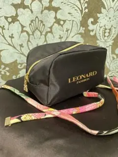 新品未使用　非売品　LEONARD レオナール　ポーチ