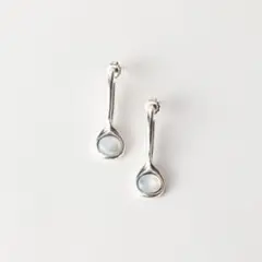 VELATTI ストーンピアス