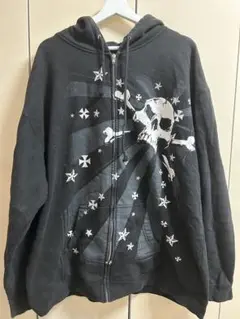 132 Hybrid スカルプリント ブラックパーカー