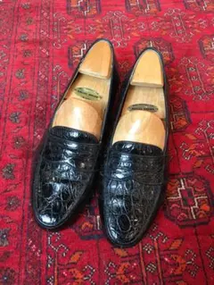 BALLY バリービスポーククロコダイルレザーコインローファー