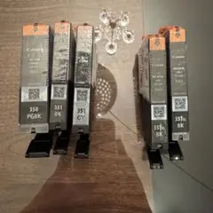 Item thumbnail for item 378f5ccb-4647-4083-8b99-f8de4bc22e64