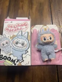 POPMART ラブブ　exciting macaron