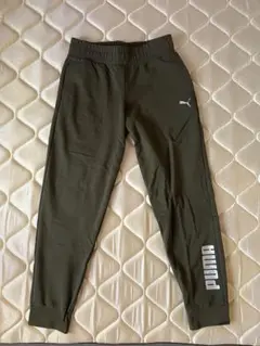 PUMA オリーブ M ジャージパンツ