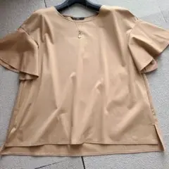 値下げ！リエス　袖フリルカットソー美品