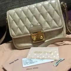 新品♡miumiuピンクベージュ ショルダーバッグ