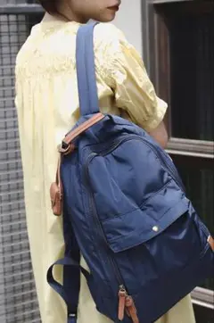 新品　タグ付き　保存袋　ビームス購入　toleur リュックサック　ネイビー