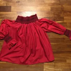 赤プルオーバー七分シャツ