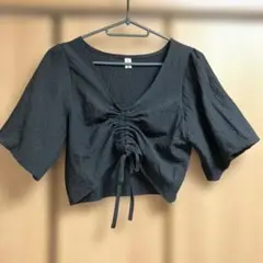 ブラック クロップドトップス フロントギャザー