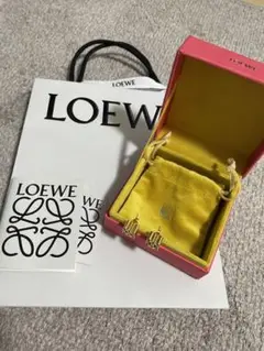ロエベ ゴールドピアス