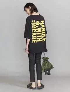 BEAUTY&YOUTH × Anthony Burrill Tシャツ　コラボ