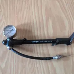 GIYO スタンドポンプ 360 PSI