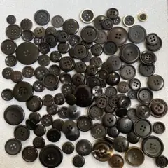 黒いボタンセット 約130個