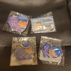ベイスターズ　東選手　11　缶バッジ　キーホルダー