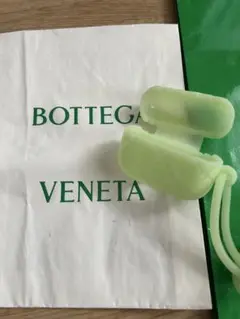 ボッデカ　BOTTGA AirPodsケース
