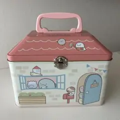 すみっコぐらし 缶ケース　ハウス型　ピンク　手提げ缶　家型ボックス