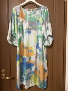 定価約5万円 Untitled サイズ42 ワンピース 一回着用のみ