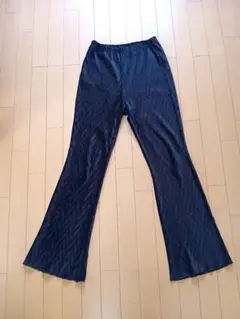 Item thumbnail for item 99143262-6f2b-4fac-aa53-16ecb4ebe625