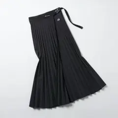 チャンピオンロングプリーツラップスカート　ブラックエディション