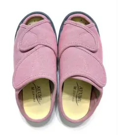 Item thumbnail for item 6857beeb-4913-4516-9a92-1ac89df9bc96