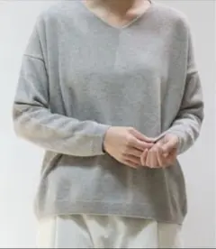 【未使用】evam eva カシミヤVネックプルオーバー