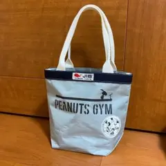 JIBと阪急うめだ本店『PEANUTS』コラボ スヌーピー くじら