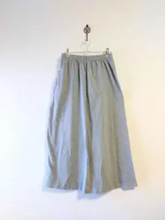シンプルなコットンロングスカート