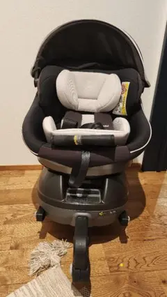 Combi クルムーヴ スマート ISOFIX エッグショック Neo
