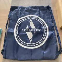 SKECHERS ネイビー巾着バッグ　未使用