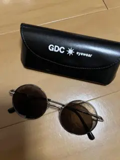 GDC " Round Sunglasses "