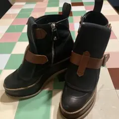 値下げ中 美品 ヴィヴィアンウエストウッド ブーツ 黒