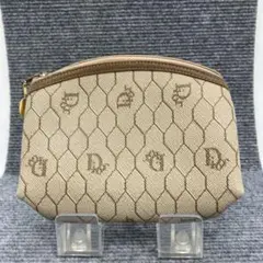 Item thumbnail for item ad2ba822-a2fe-4159-b5ed-5cd78c0c9989