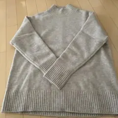 GU グレー ハイネックセーター Sサイズ