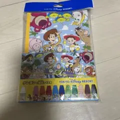 ディズニー　クレヨン12色　トイストーリー　スケッチブック　未使用
