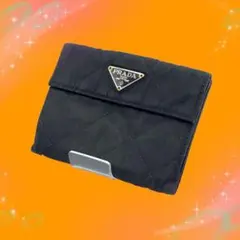 プラダ 三角プレート テスート キルティング 折り財布 ブラック