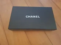 CHANEL 財布が入っていた箱　シャネル